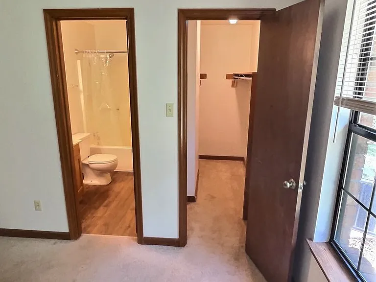1109 Hickory Dr — Photo 8