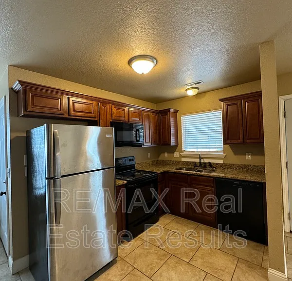 1523 N Dawn Dr — Photo 9