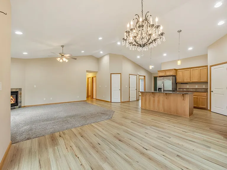 1730 Pacific Ridge Ln — Photo 20
