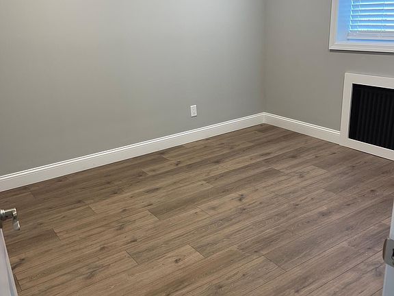 5th image of 42 E Main St #3