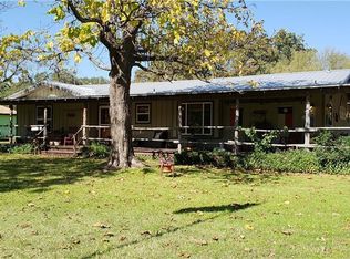 210 Rambling Oaks Rd, Graham, TX 76450