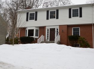 72 Seminole Ave, Oakland, NJ 07436