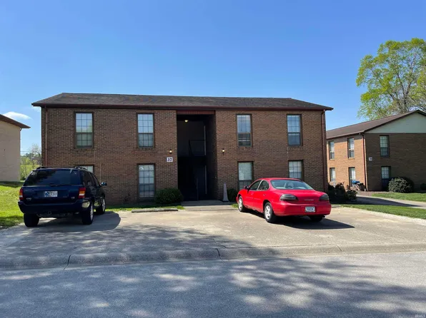 37 & 38 Cedarcrest Ct, Jasper, IN 47546