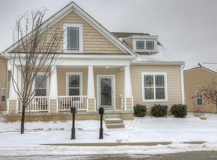 4463 Pebble Beach Dr, Grove City, OH 43123