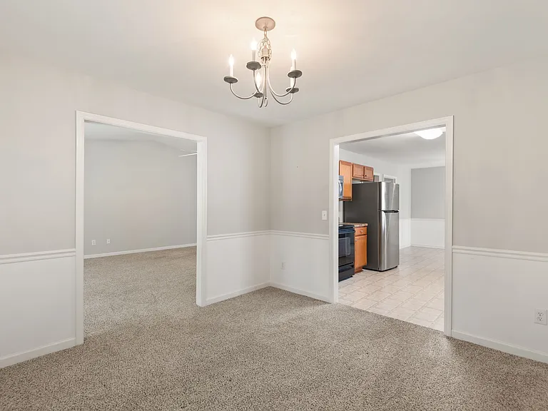 1908 Longburn Dr — Photo 16