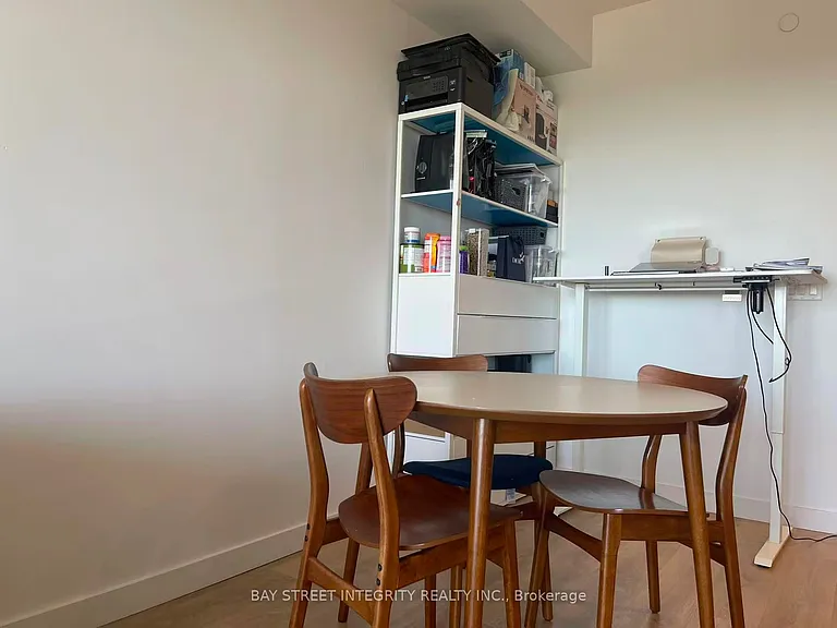 27 McMahon Dr #1203 — Photo 5