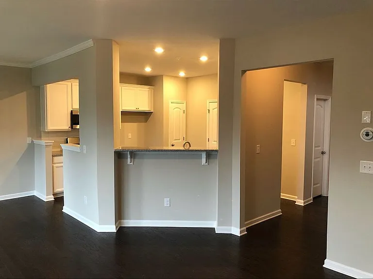 1283 Elderwood Way — Photo 2