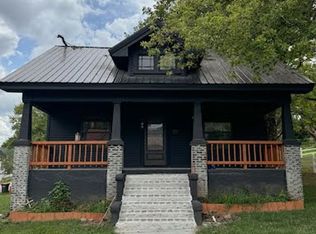 600 W 7th St, Cassville, MO 65625