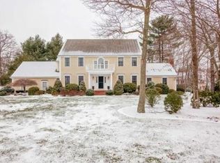 7 Bayberry Ln, Hanover, MA 02339