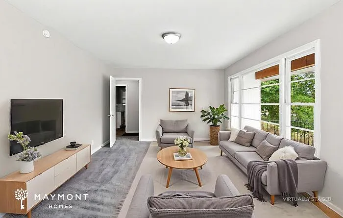 205 Ridgewood Ave — Photo 4