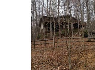 26 Ladyslipper Ln, Waynesville, NC 28786