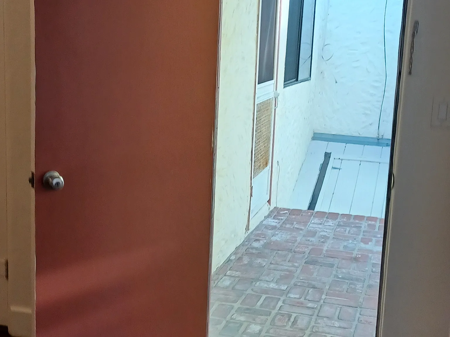 1 bed, 500 sqft, $1,900 — Photo 4