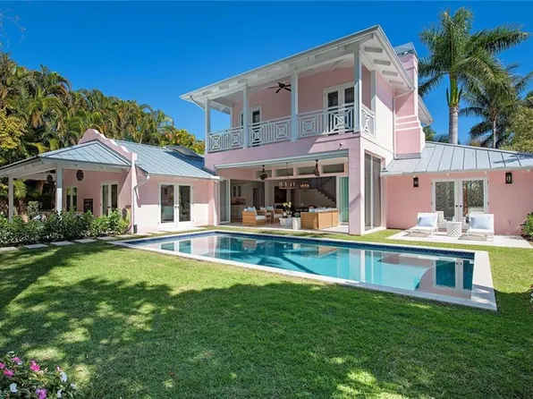 4875 Whispering Pine WAY, NAPLES, FL 34103