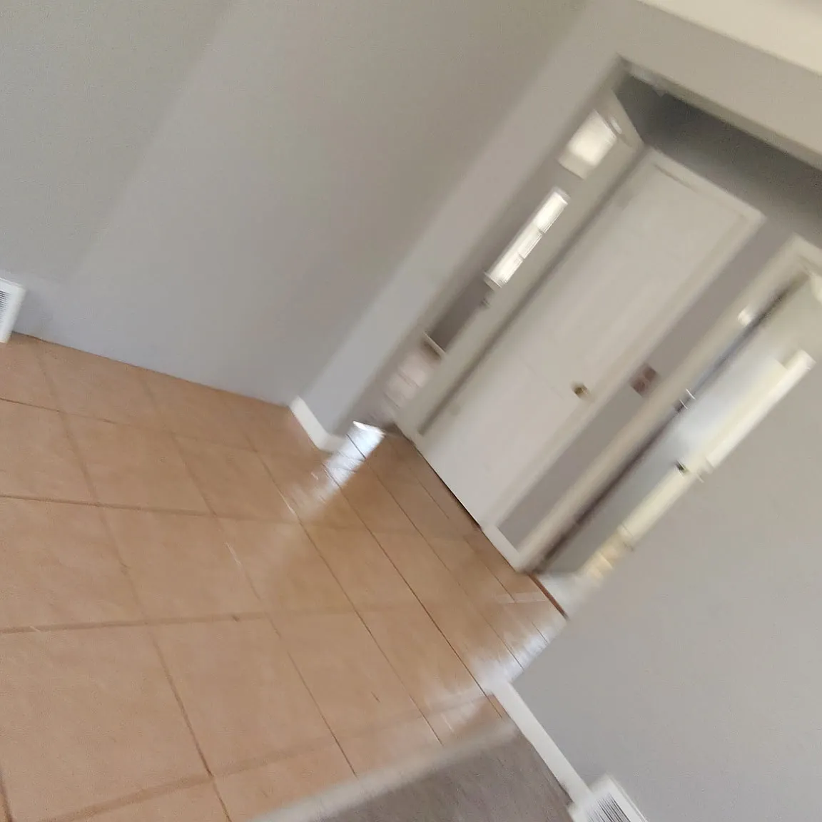 1 bed, 700 sqft, $650 — Photo 4