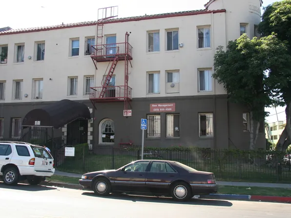 1101 S Norton, 1101 S Norton Ave APT 208, Los Angeles, CA 90019