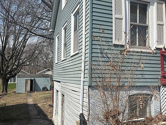 3rd image of 1505 Gnahn St