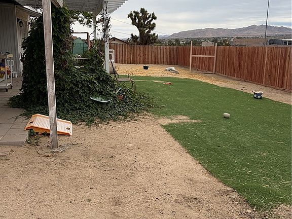 5th image of 56527 Sunnyslope Dr