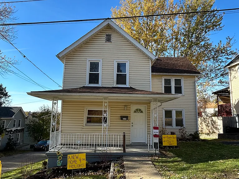 219 Douglas Ave — Photo 7