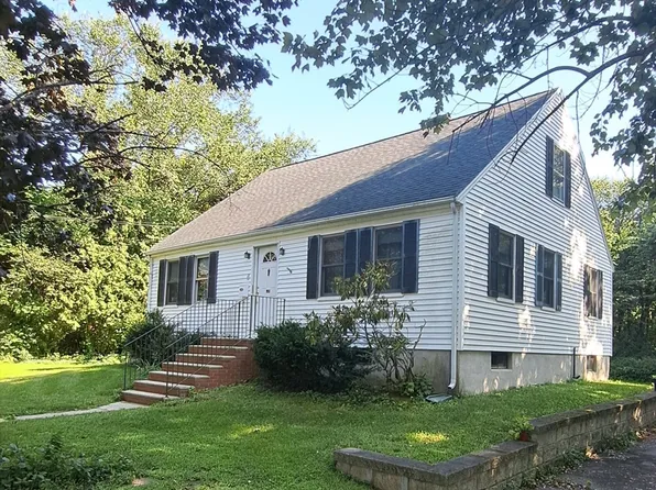3 Cole Ave, Medway, MA 02053