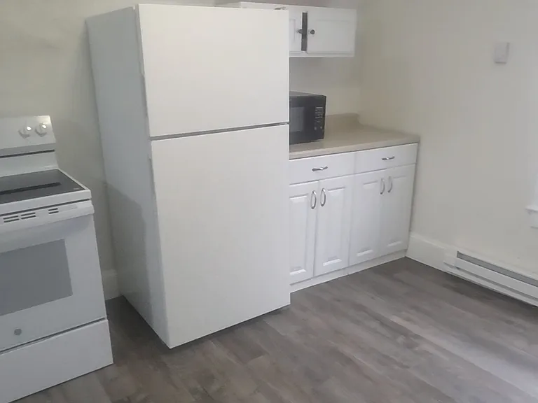 32 Sarah Ave — Photo 11