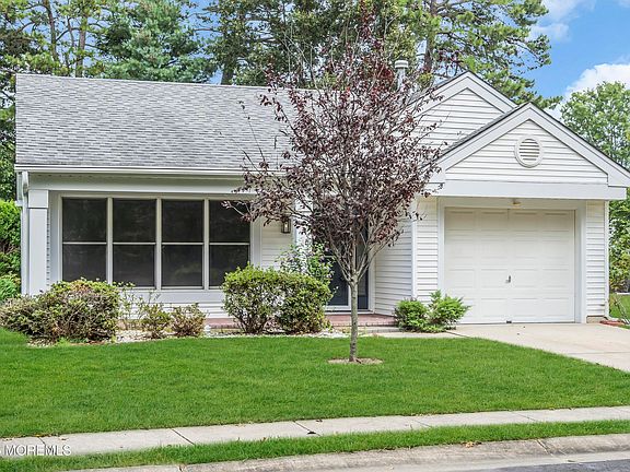 2nd image of 2299 Kira Court