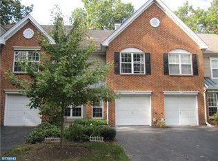 11 Henry Ct, Plainsboro, NJ 08536
