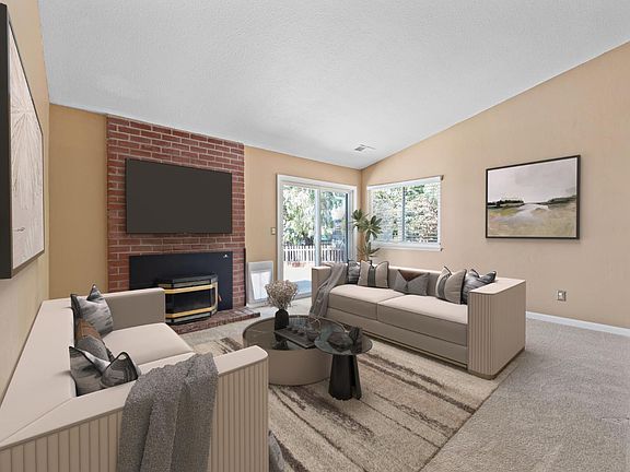 4th image of 138 Compass Court
