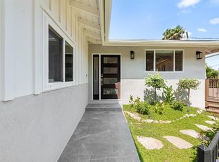 14880 Jadestone Dr, Sherman Oaks, CA 91403