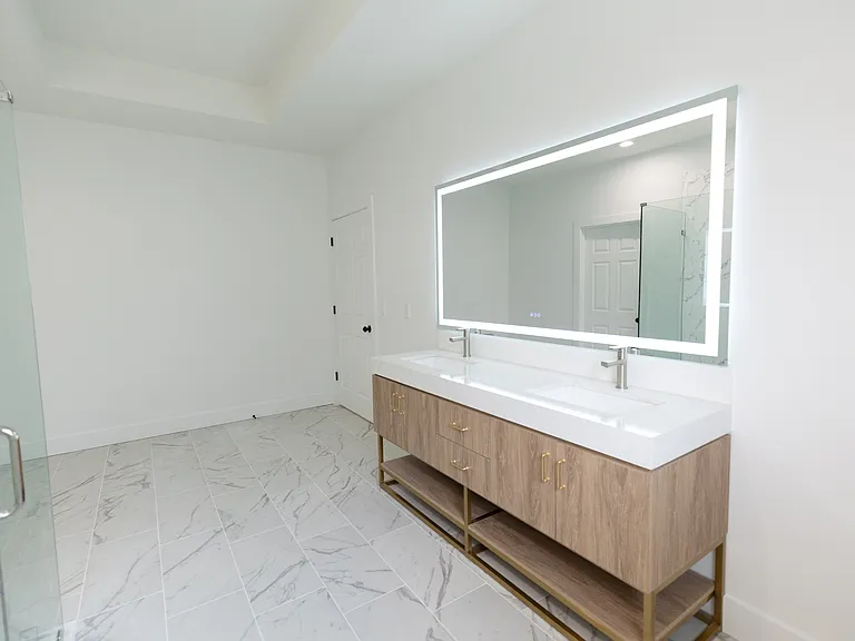 1410 E Fairwind — Photo 12
