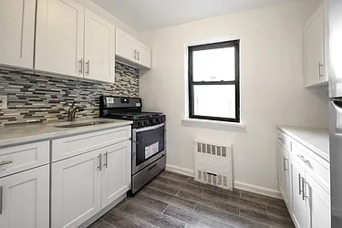 Sold by Andrew J. Markowitz Real Estate, LLC 