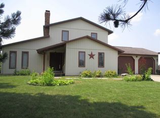1365 N Boutell Rd SE, Essexville, MI