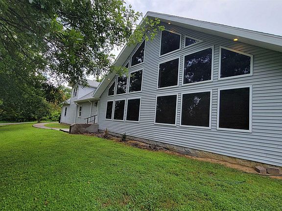 3rd image of 2424 Jack Run Rd