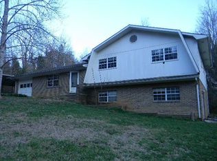 104 East Dr, Harriman, TN 37748