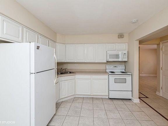 5th image of 839 Lathrop Ave APT Ge