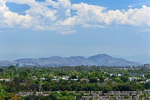 5681 Desert View Dr Photo 1