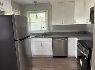 126 Sycamore Ave, Newport News, VA 23607