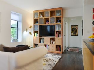 341 6th St APT 2F, Brooklyn, NY 11215
