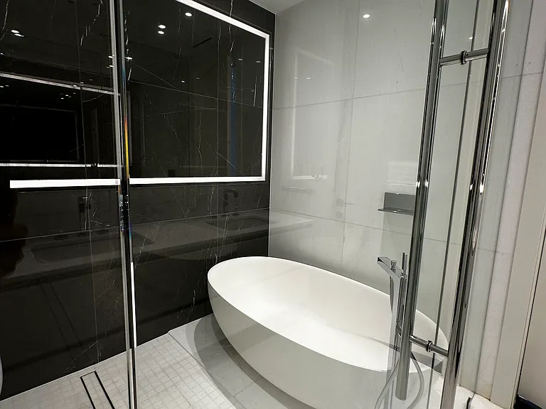 300 Biscayne Blvd #1 — Photo 8