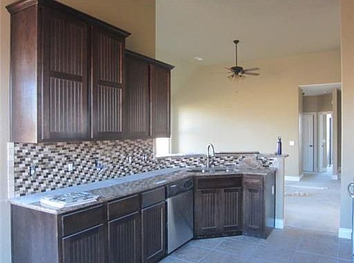 2nd image of 1017 Tarah Knolls Cir
