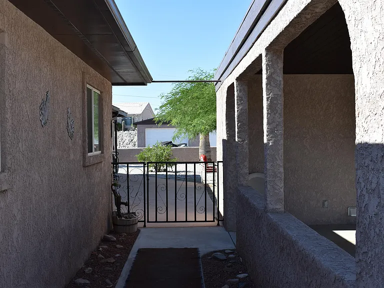 2886 Cisco Dr N — Photo 58