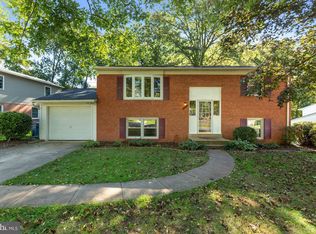 4317 Lees Corner Rd, Chantilly, VA 20151