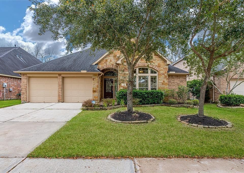 1st image of 5702 Kendall Hill Ln