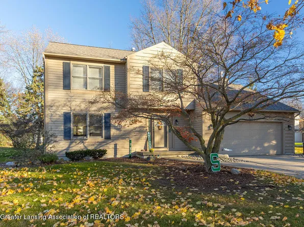 1436 Sand Point Dr, Lansing, MI 48917
