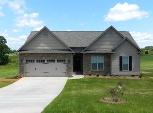 220 Grassy Knoll Rd, Gaffney, SC 29341