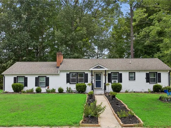 201 Shannon Dr, Newport News, VA 23608