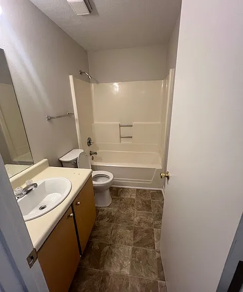 326 Battle Ave #B13 — Photo 8