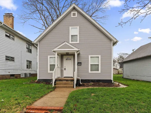 1118 E Bowman St, South Bend, IN 46613