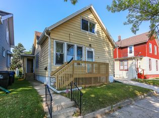 1814 N Main St, Racine, WI 53402