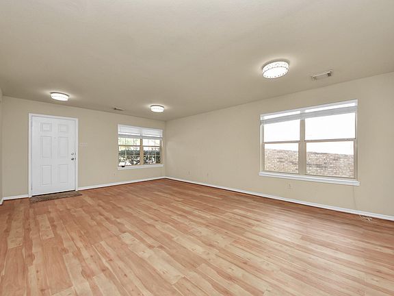 4th image of 17006 Kemble Creek Dr