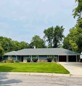 222 Wells St, Crown Point, IN, 46307